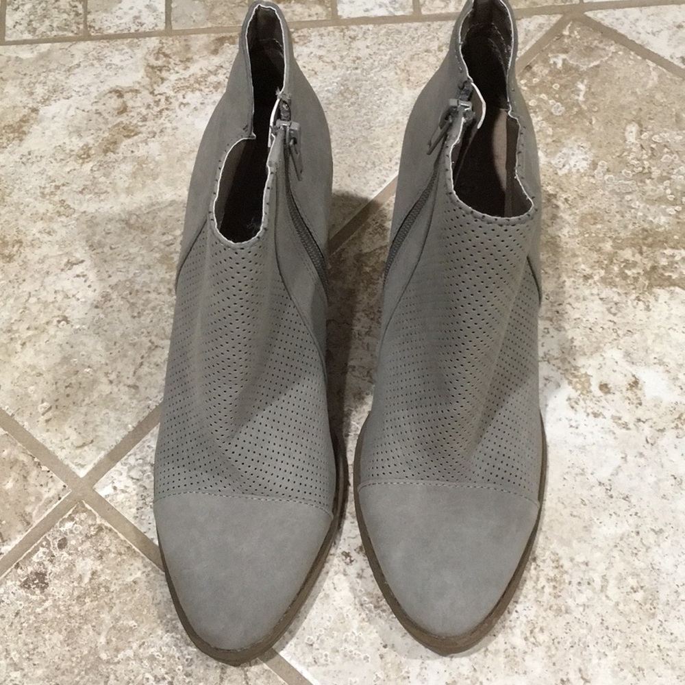 Booties - Picture 3 of 5